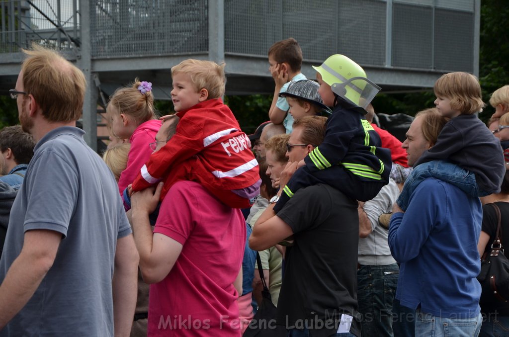 Tag der Offenen Tuer BF Koeln Weidenpesch Scheibenstr P036.JPG